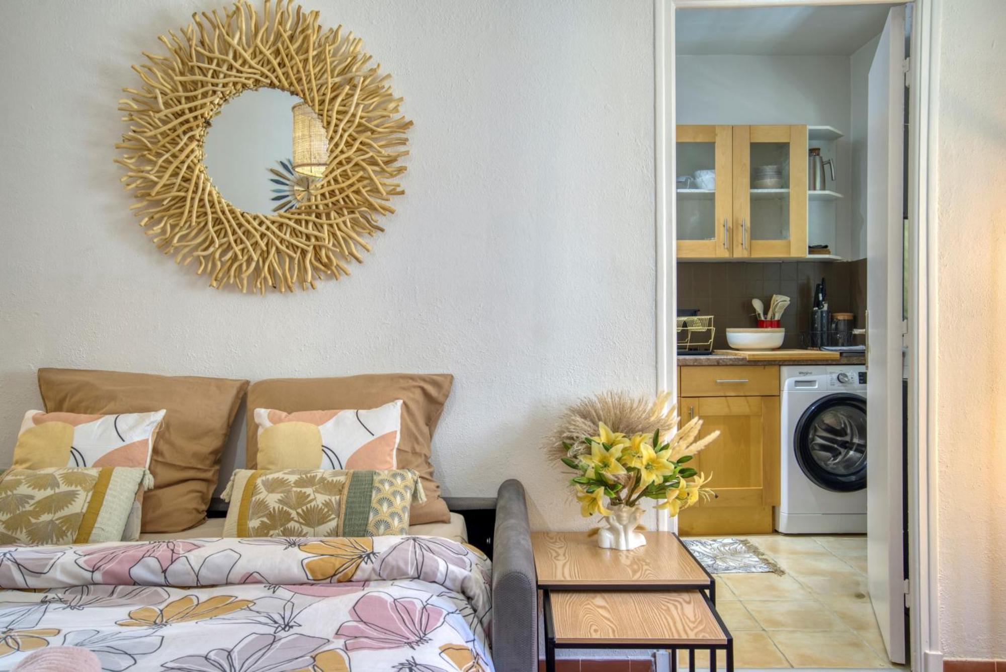 Cosy, Modern, Fully Equipped, Air Conditioning, Nice Historical, Old Town, 1Minute Walk From Beach - "Le Bunico 4" Exterior foto